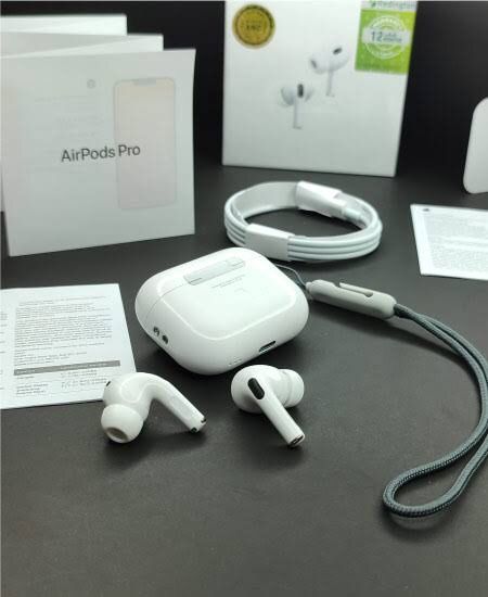 Airpods Pro 2 ( 2nd Generation ) with Pouch/Case